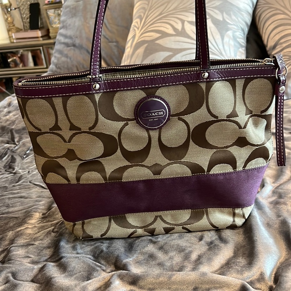 Small purple coach tote